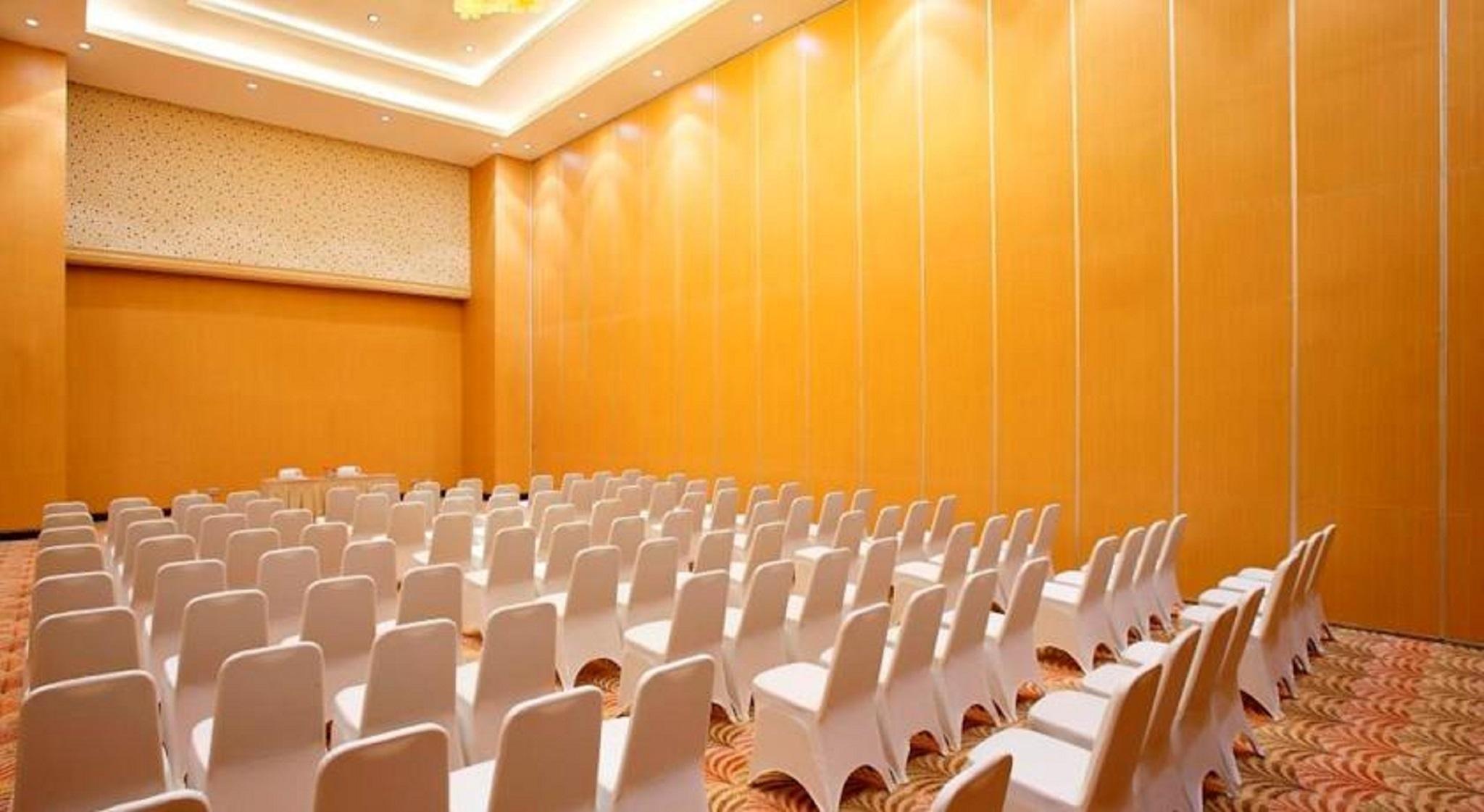 מלון סרפונג Santika Premiere Bintaro מראה חיצוני תמונה